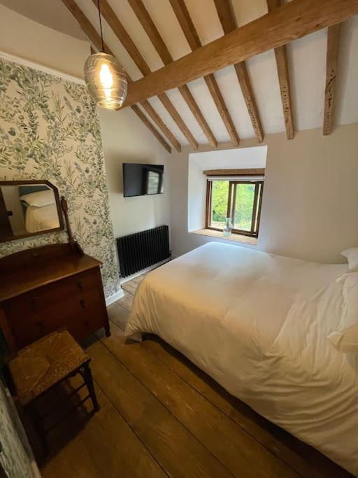 Former Corn Mill Cottage On The North Wales Coast Talacre Buitenkant foto