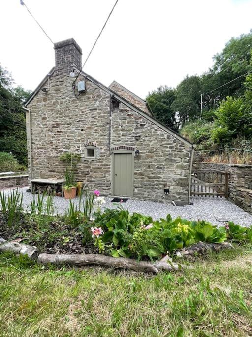 Former Corn Mill Cottage On The North Wales Coast Talacre Buitenkant foto